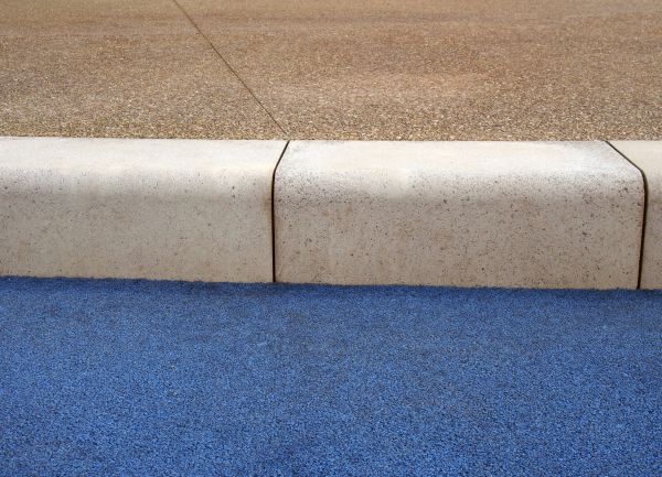 Cost of Curb And Sidewalk Installation in Daphne