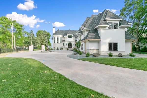 Cost of Concrete Driveway Installation in Daphne