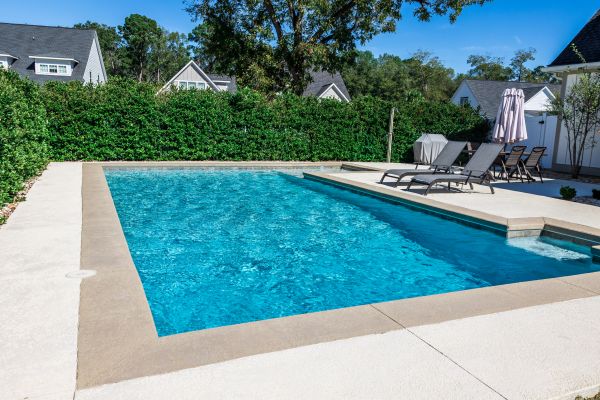 Cost of Concrete Pool Deck Replacement in Daphne