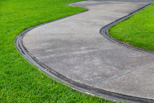 Cost of Concrete Sidewalk Construction in Daphne